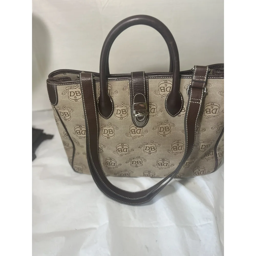 Dooney  Bourke Limited Edition Donegal Crest satchel